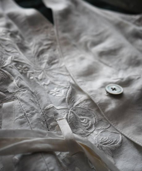 WILDFRÄULEIN "Semi gilet" Antique linen.