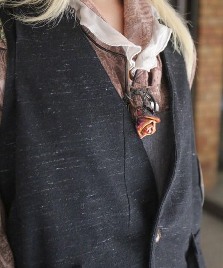 WILDFRÄULEIN "Semi gilet" Wool × Linen.