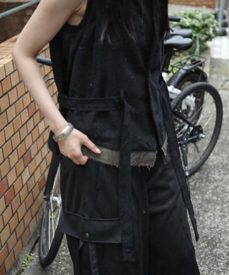 WILDFRÄULEIN "Semi gilet" Wool × Linen.