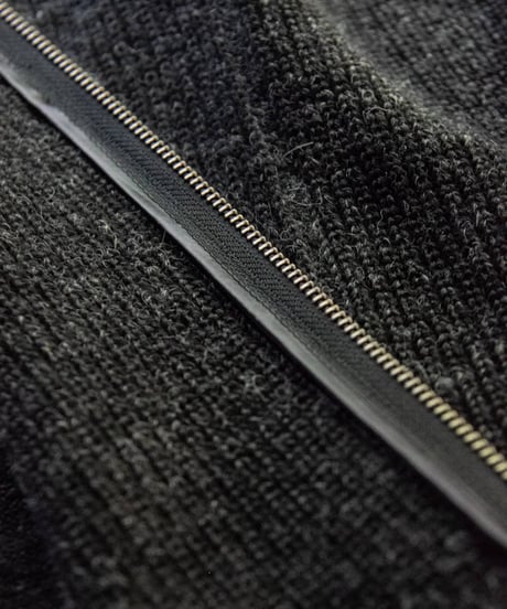 WILDFRÄULEIN "Alphaka drivers knit" Dark grey color.