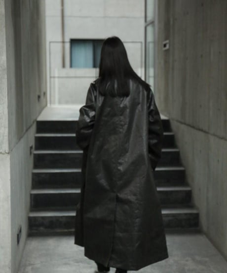WILDFRÄULEIN "Fire Maquignon coat" Laminate linen.
