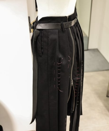 WILDFRÄULEIN "High waist pleat tite skirt"