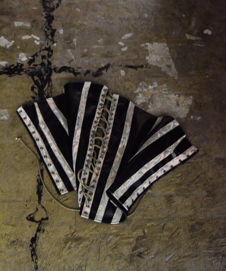 Hankes "Corset"