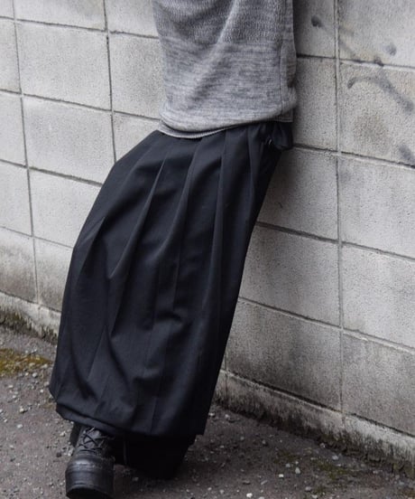 WILDFRÄULEIN "Pure lana pleated"