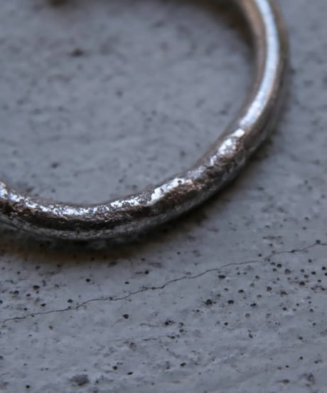 Ferric "Bone cast silver bangle" Memento mori.