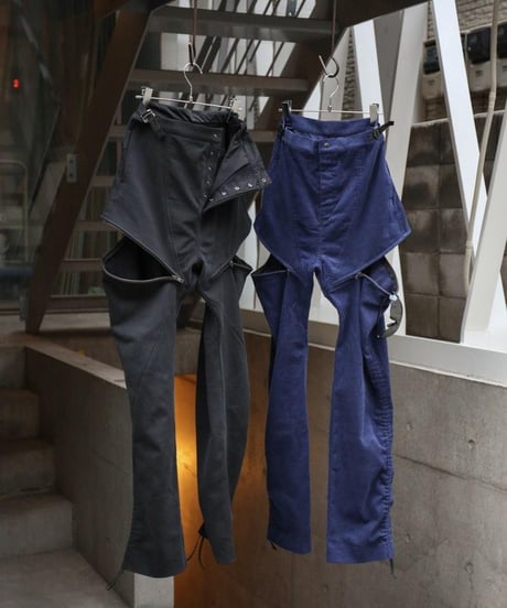 WILDFRÄULEIN "Circular side zip pants"