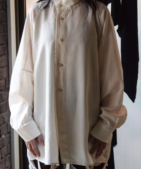 WILDFRÄULEIN "Royalty shirt" White silk.