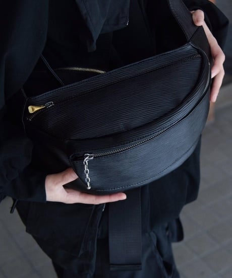 WILDFRÄULEIN "Waist pouch type - II" Black.