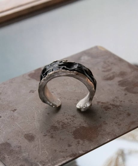 Ferric "Iron × silver gravity bangle" Single ver.