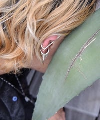 Ferric "Ear cuffs" Wire Y.