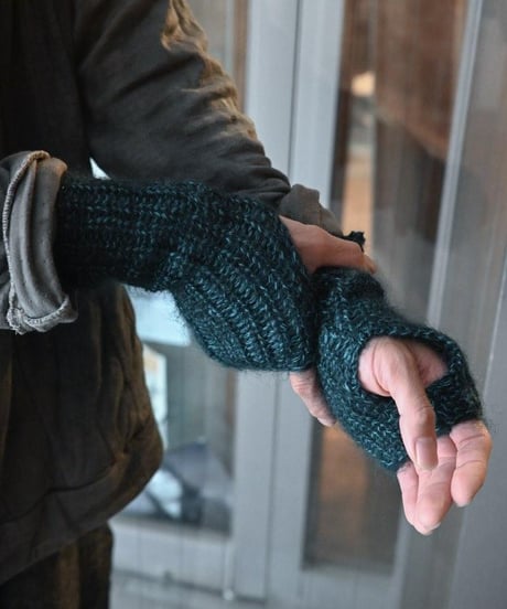 WILDFRÄULEIN "Mohair knit globe"