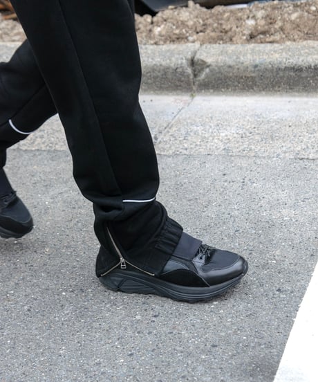 Northernislands "Side zip tech pants"