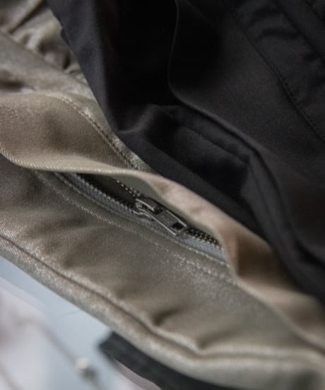 JFR "Notch tech pants" Metal chino.