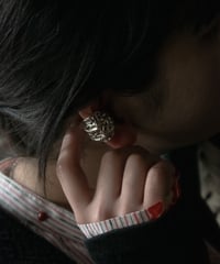ferric "Ear cuffs" Croissant.