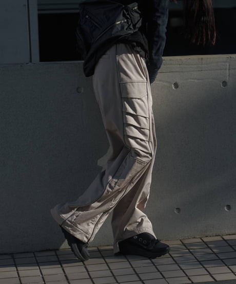 JFR "Side tucked cocoon pants"