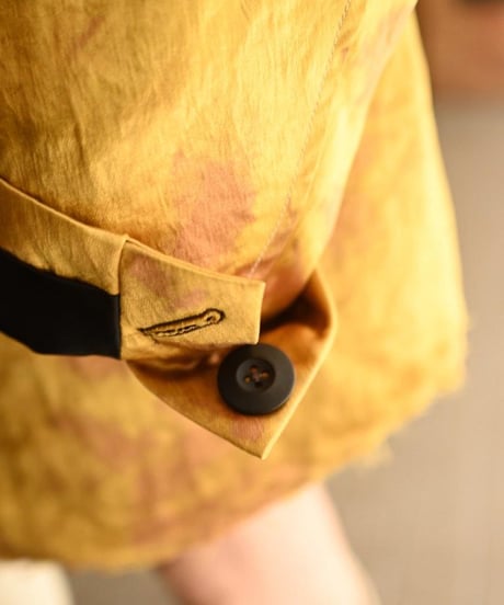 WILDFRÄULEIN × Gauche "Bourgeois shirt" Golden apple.