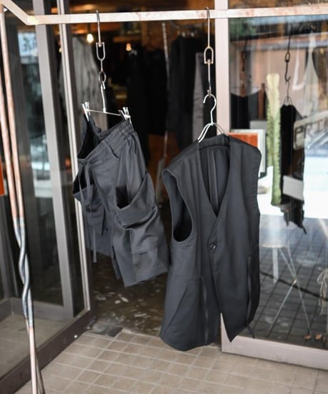 Hankes "Over vest"