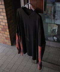 JFR "Crisis heart repezen black panaer' long sleeves" Red.