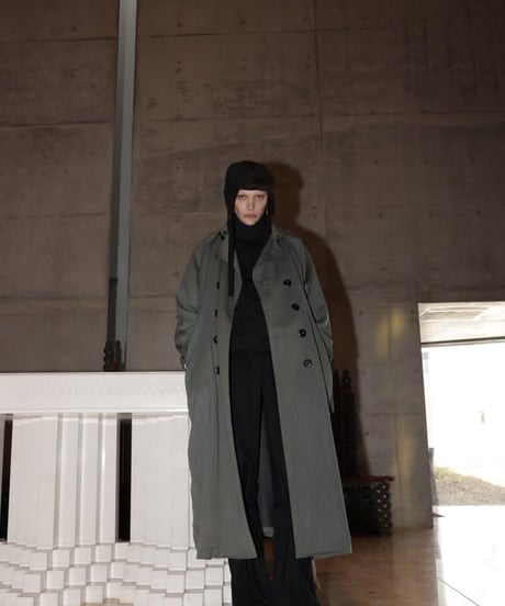 WILDFRÄULEIN "Trench coat" Offgreen silk.