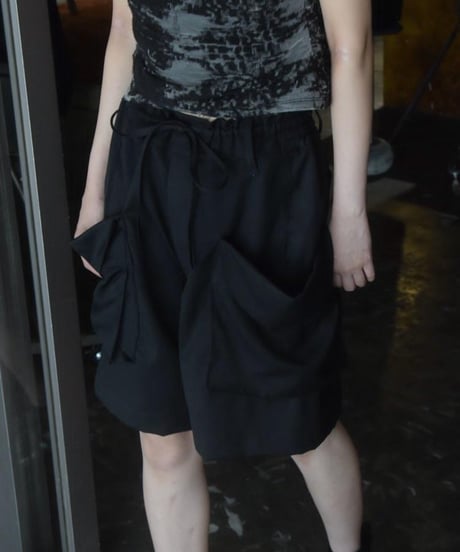 WILDFRÄULEIN "Gabardine wool cargo short pants"