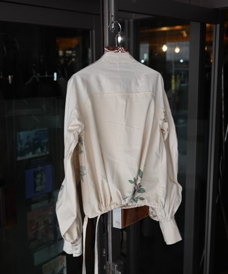 WILDFRÄULEIN "Provance flower of broach blouse"