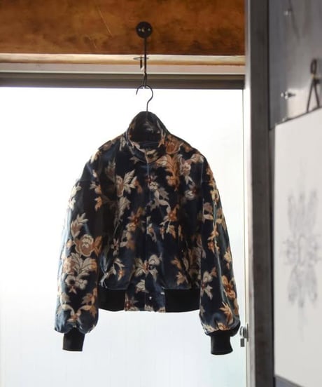 Hankes "Blue eyes flower blouson"