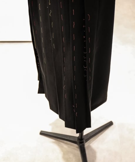 WILDFRÄULEIN "High waist pleat tite skirt"