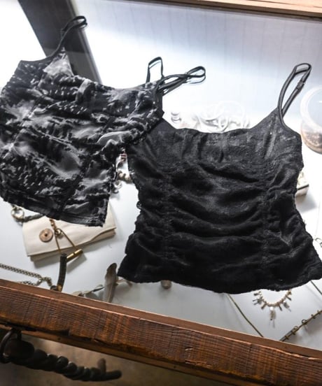 WILDFRÄULEIN "Camisole type - Ⅰ" Black × White and black.