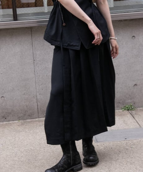 WILDFRÄULEIN "Pure lana pleated"