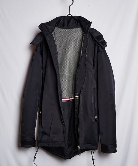 WILDFRÄULEIN "D.A.M tech hoodie"
