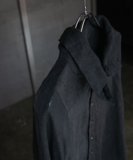 WILDFRÄULEIN "High neck royalty shirt"