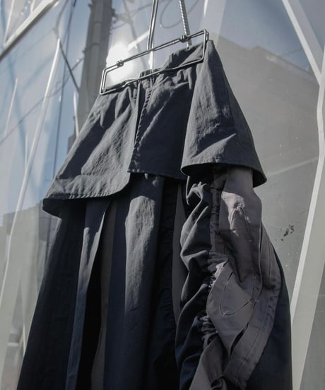 JFR “Geometric golf skirt” Homme.