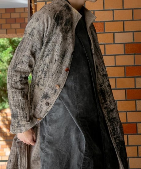 Gauche "District "I" chester coat"