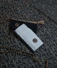 ferric "Leather wallet" Black & White.