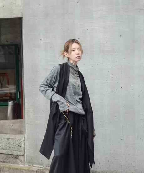 WILDFRÄULEIN "Longers haori gilet" Black gaberdine.