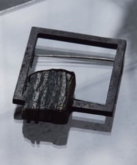 Ferric"Square broach with stone"