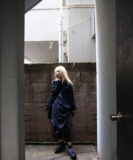 Gauche "Jiangshi cutsew onepiece"