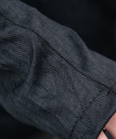 JFR "Subtile things henryneck cutsew" Yohryu black thintz & Grey yohryu.