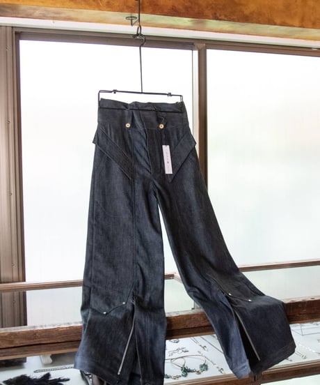 WILDFRÄULEIN "Ice blue flare jeans"