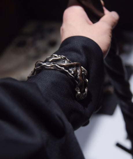 Ferric "Iron × silver gravity bangle" Big & Medium.