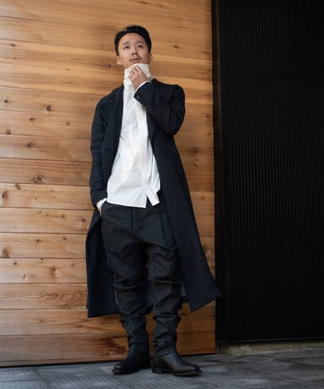 Hankes "Random pleats double chester coat"