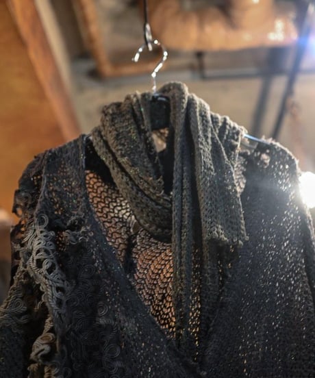 WILDFRÄULEIN "Castle fall the wall longers cardigan"