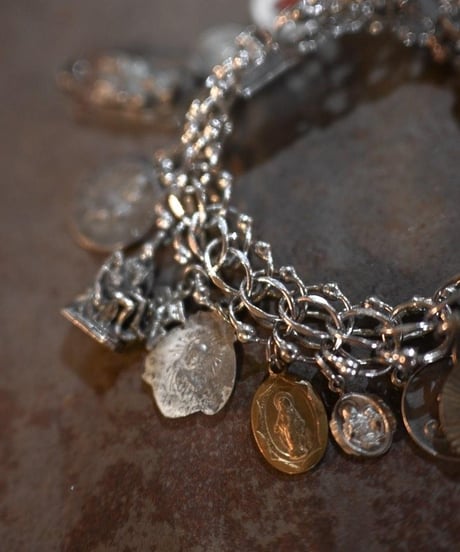 Subtle "Charm bracelet"