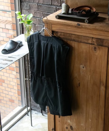 Hankes "Over vest"