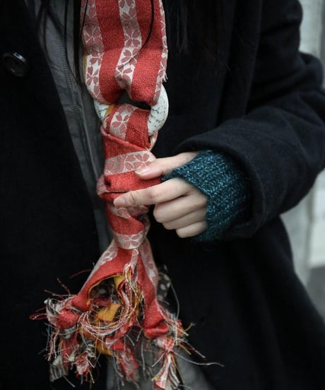Gauche "Decorate neck tie"