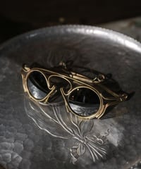 Ferric “Sunglasses” Black.