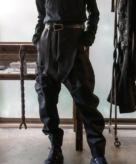 JFR "Reflections tapered pants"