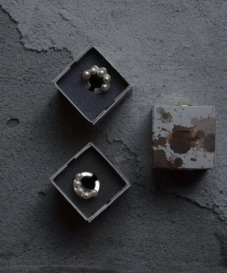 Ferric "Pearl ear cuffs"