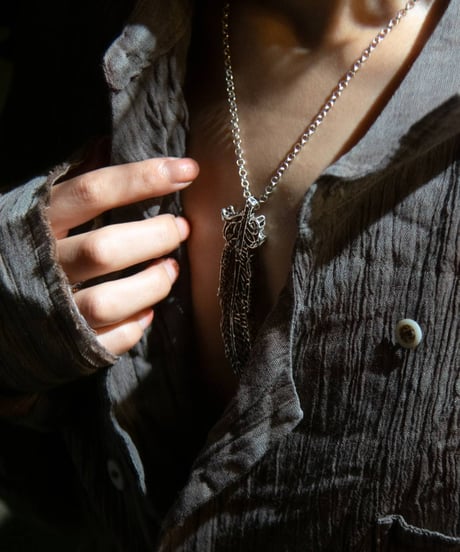Ferric "Feather silver necklace"