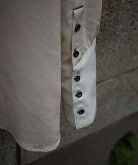 WILDFRÄULEIN "Roylty shirt type-Ⅱ"